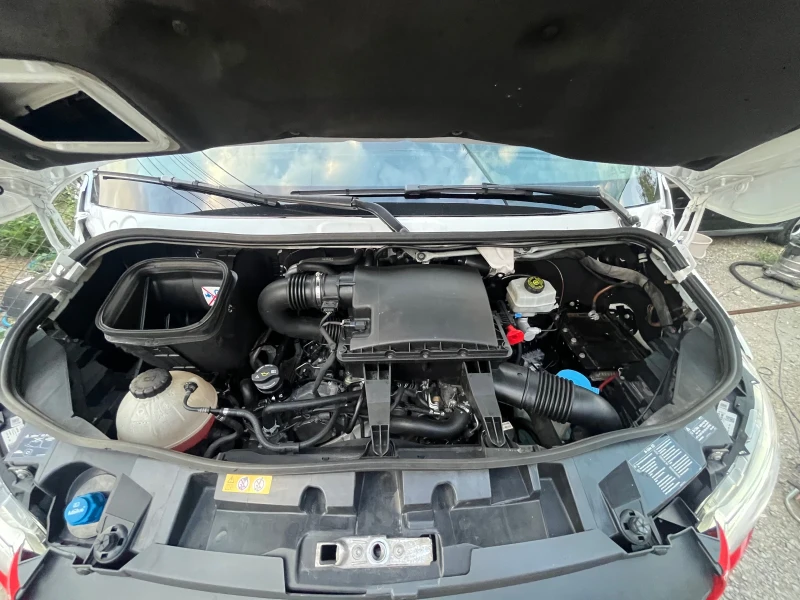 Mercedes-Benz Sprinter 319 3.0 V6 - FULL LED - SWISS, снимка 14 - Бусове и автобуси - 51698336