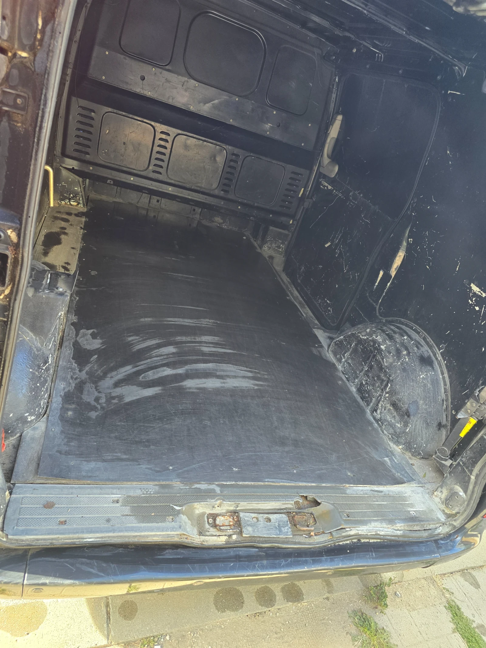 Mercedes-Benz Vito 111, снимка 9 - Бусове и автобуси - 56335970