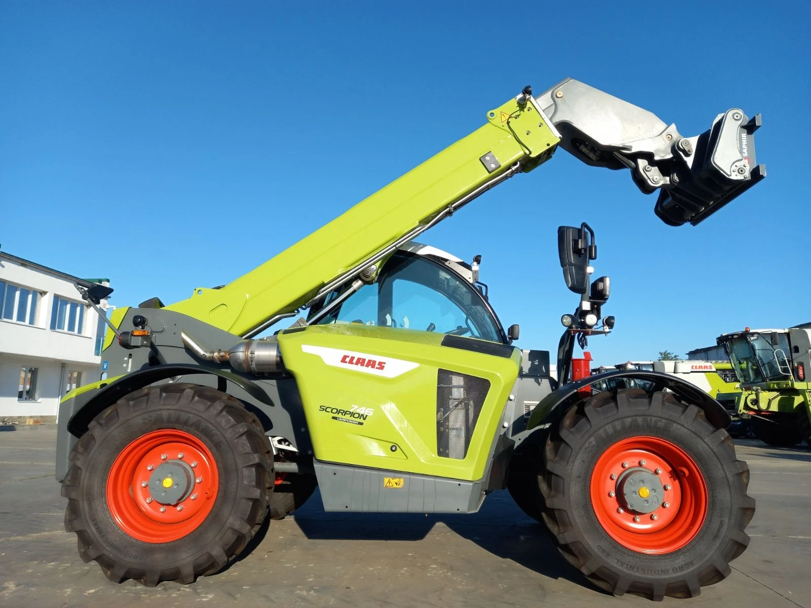 Телескопичен товарач Claas Scorpion 746 VP - изображение 8