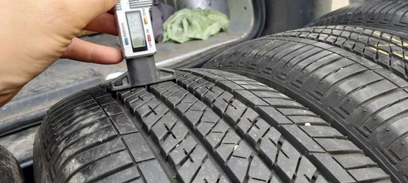 Гуми Летни 235/55R18, снимка 5 - Гуми и джанти - 31997027