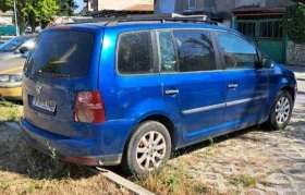 VW Touran Десен волан. Газ-нензин 1.6 100к.с 8 клапана, снимка 3