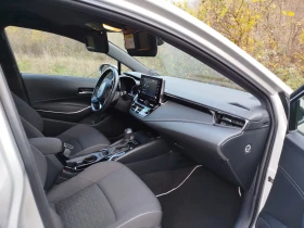 Toyota Corolla 2.0 HYBRID  | Mobile.bg    5