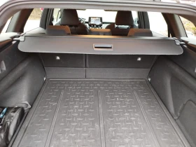 Toyota Corolla 2.0 HYBRID  | Mobile.bg    14