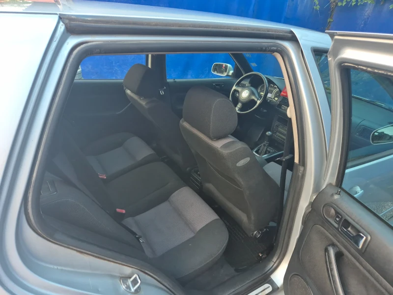 VW Golf, снимка 5 - Автомобили и джипове - 47302385