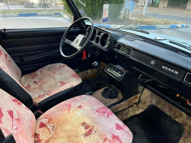 Lada 2105 1200, снимка 15 - Автомобили и джипове - 47501336