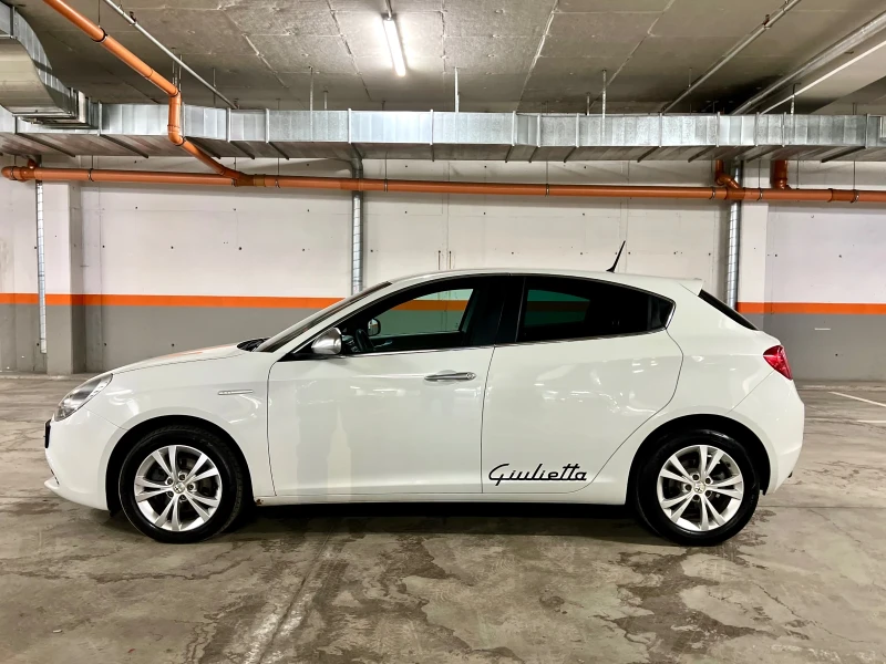 Alfa Romeo Giulietta 1.6JTD-лизинг през Уникредит , снимка 4 - Автомобили и джипове - 49345000