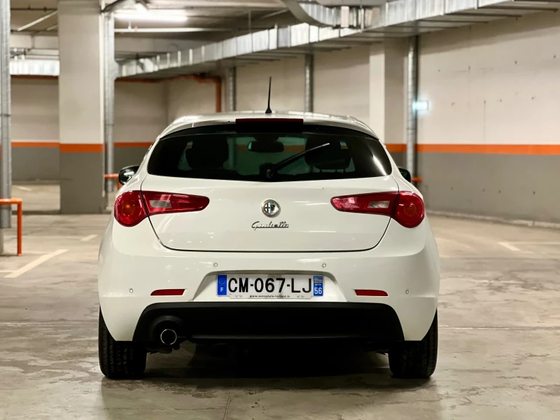 Alfa Romeo Giulietta 1.6JTD-лизинг през Уникредит , снимка 7 - Автомобили и джипове - 49345000