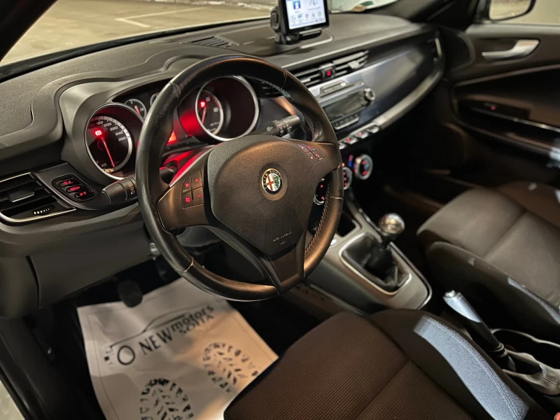 Alfa Romeo Giulietta 1.6JTD-лизинг през Уникредит , снимка 10 - Автомобили и джипове - 49345000