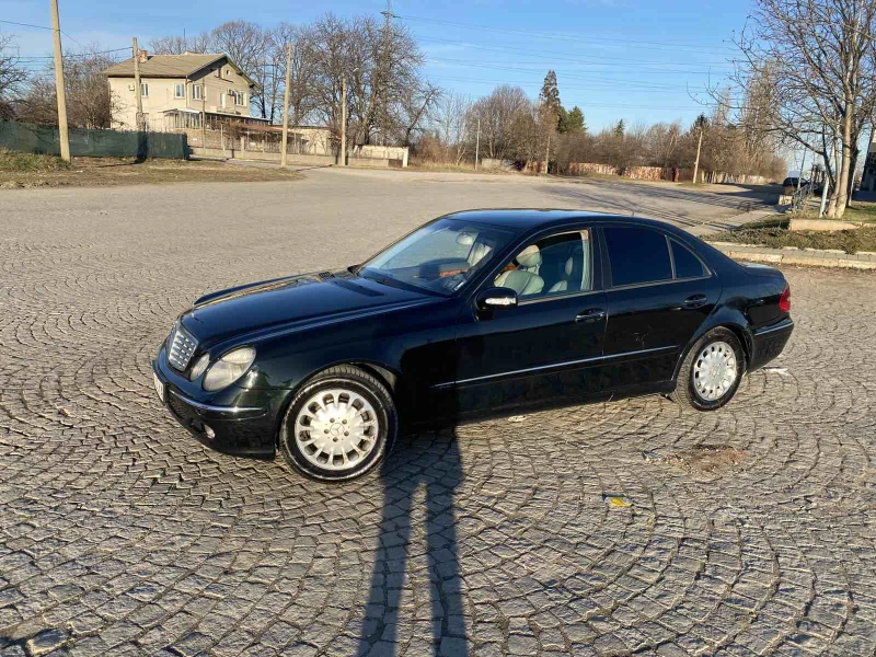 Mercedes-Benz E 200 LPG, снимка 2 - Автомобили и джипове - 49444246