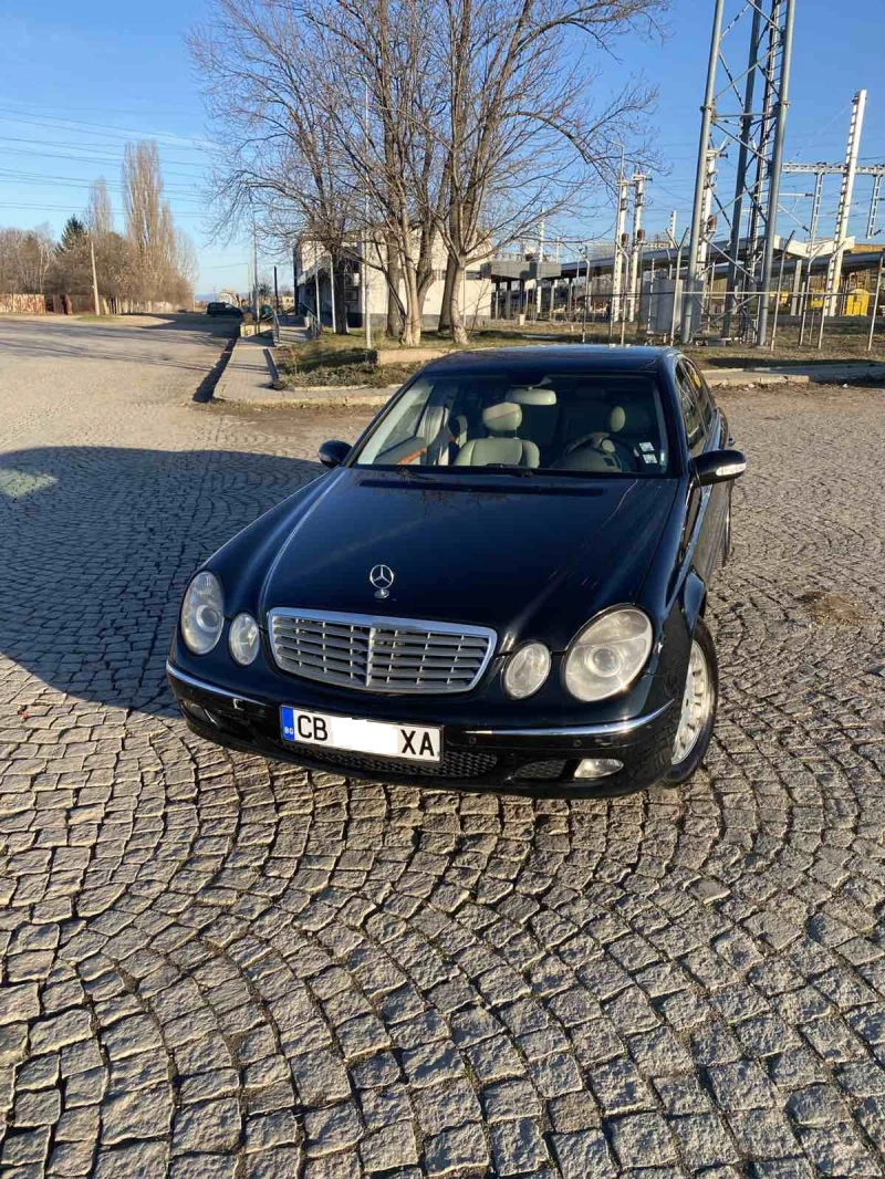 Mercedes-Benz E 200 LPG, снимка 1 - Автомобили и джипове - 49444246