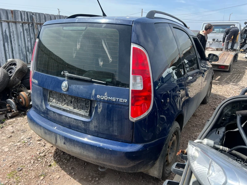 Skoda Roomster 1.6TDI, снимка 4 - Автомобили и джипове - 49934927