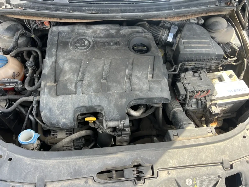 Skoda Roomster 1.6TDI, снимка 7 - Автомобили и джипове - 49934927