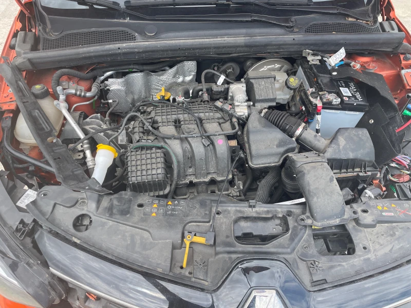 Renault Clio 1.0 SCe, снимка 14 - Автомобили и джипове - 51235794