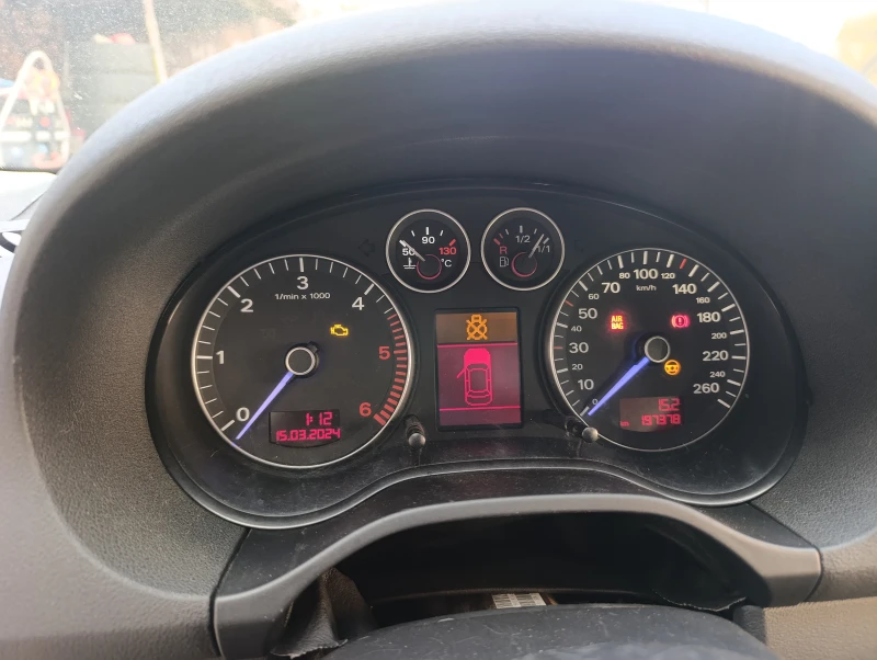 Audi A3 1.9 105, снимка 8 - Автомобили и джипове - 51638981