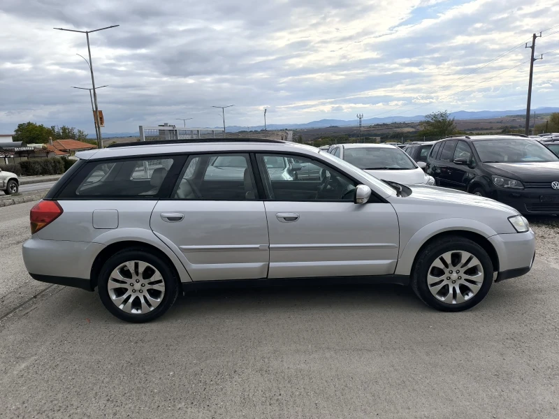Subaru Outback 3.0i H6, снимка 4 - Автомобили и джипове - 52028276