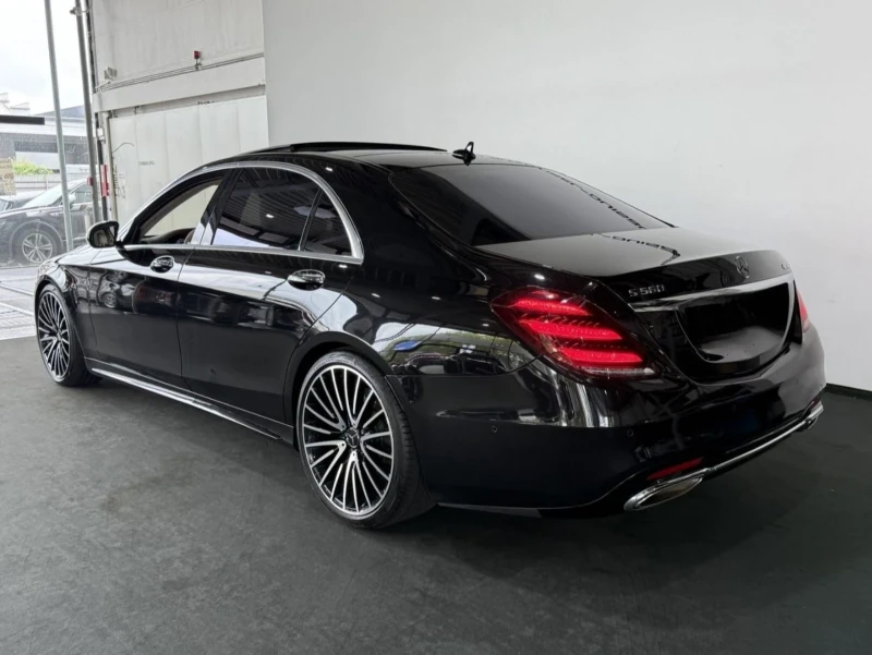 Mercedes-Benz S 560 ОЧАКВАН ВНОС Mercedes S560 Long* AMG Optic* 3xTV, снимка 4 - Автомобили и джипове - 52066340