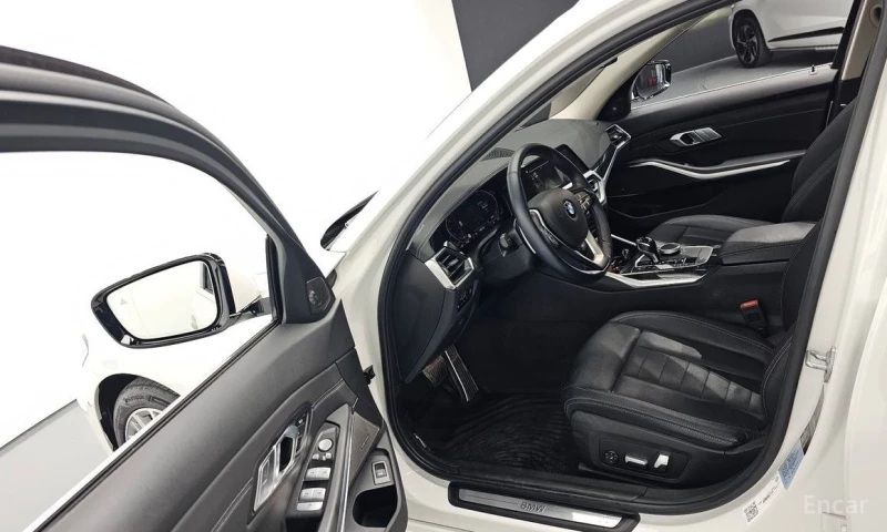 BMW 320, снимка 10 - Автомобили и джипове - 52962180