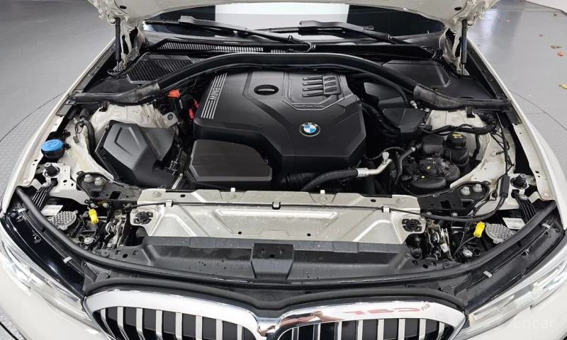 BMW 320, снимка 6 - Автомобили и джипове - 52962180