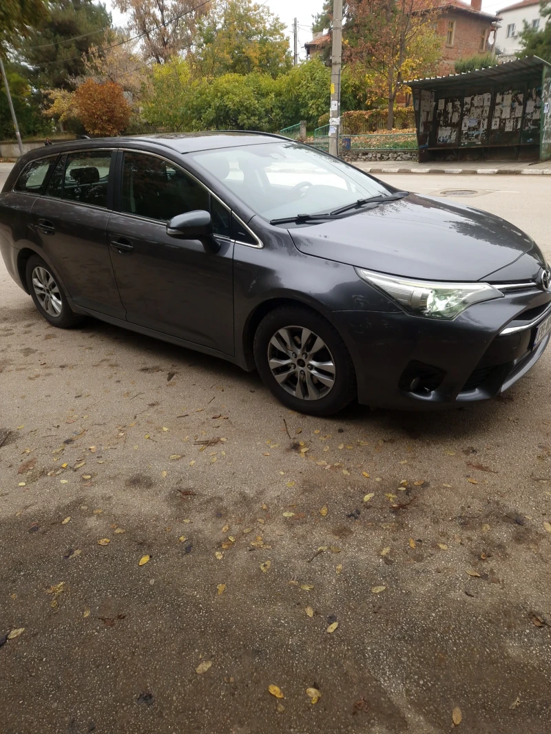 Toyota Avensis 1.6, снимка 2 - Автомобили и джипове - 53024479