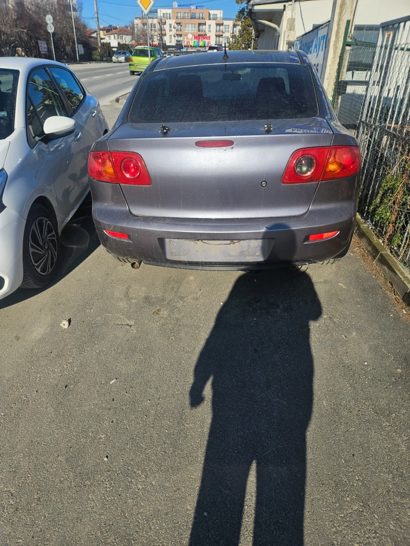 Mazda 3 1.6i, снимка 2 - Автомобили и джипове - 53086466