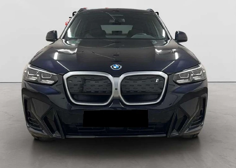 BMW iX3 M Pack, снимка 2 - Автомобили и джипове - 53016082
