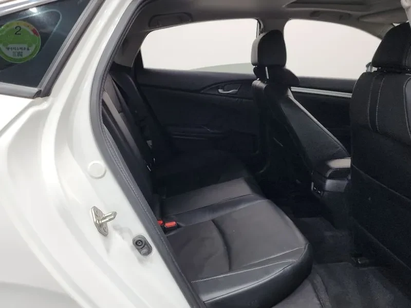 Honda Civic 2.0 10Th Generation, снимка 12 - Автомобили и джипове - 56112236
