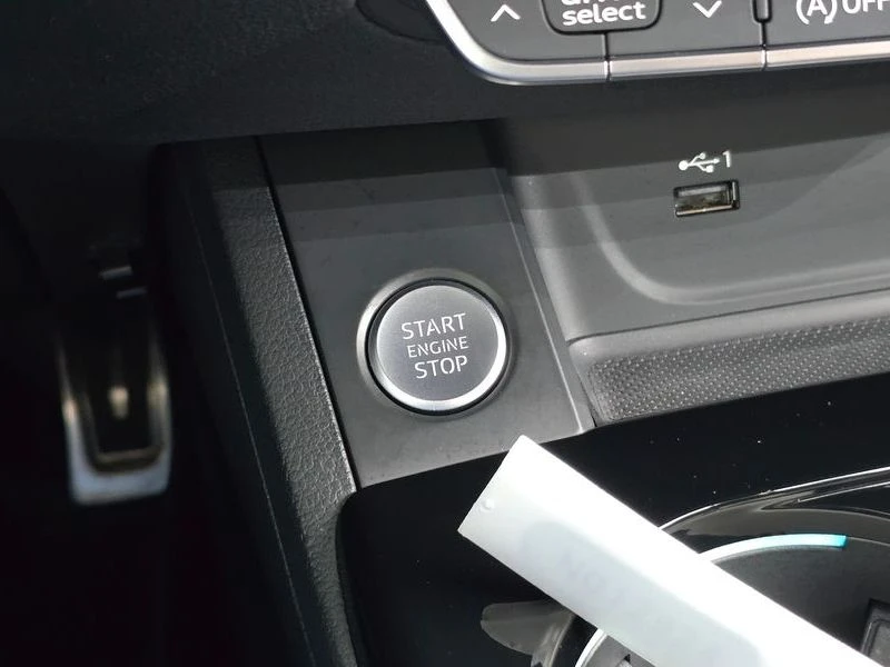 Audi A4 40 TFSI Premium| 190�.�. | Mobile.bg � ����������� 17