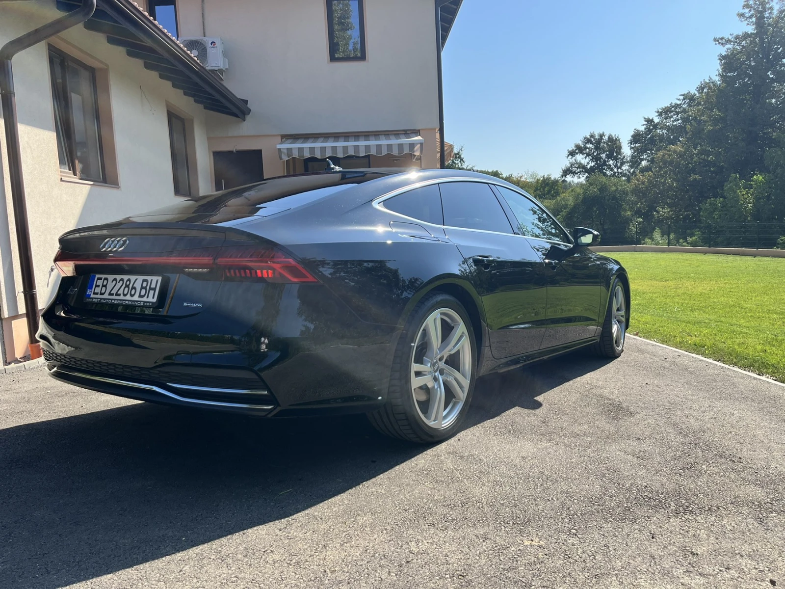 Audi A7 Sportsback 55 TFSI Quattro S-Line - изображение 6