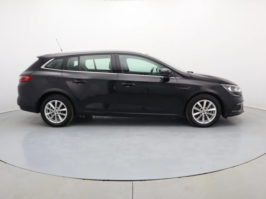 Renault Megane 1.5 Blue DCi  - изображение 7