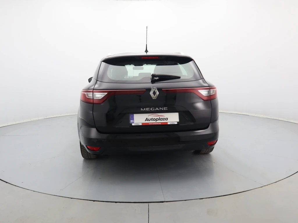 Renault Megane 1.5 Blue DCi  - изображение 5