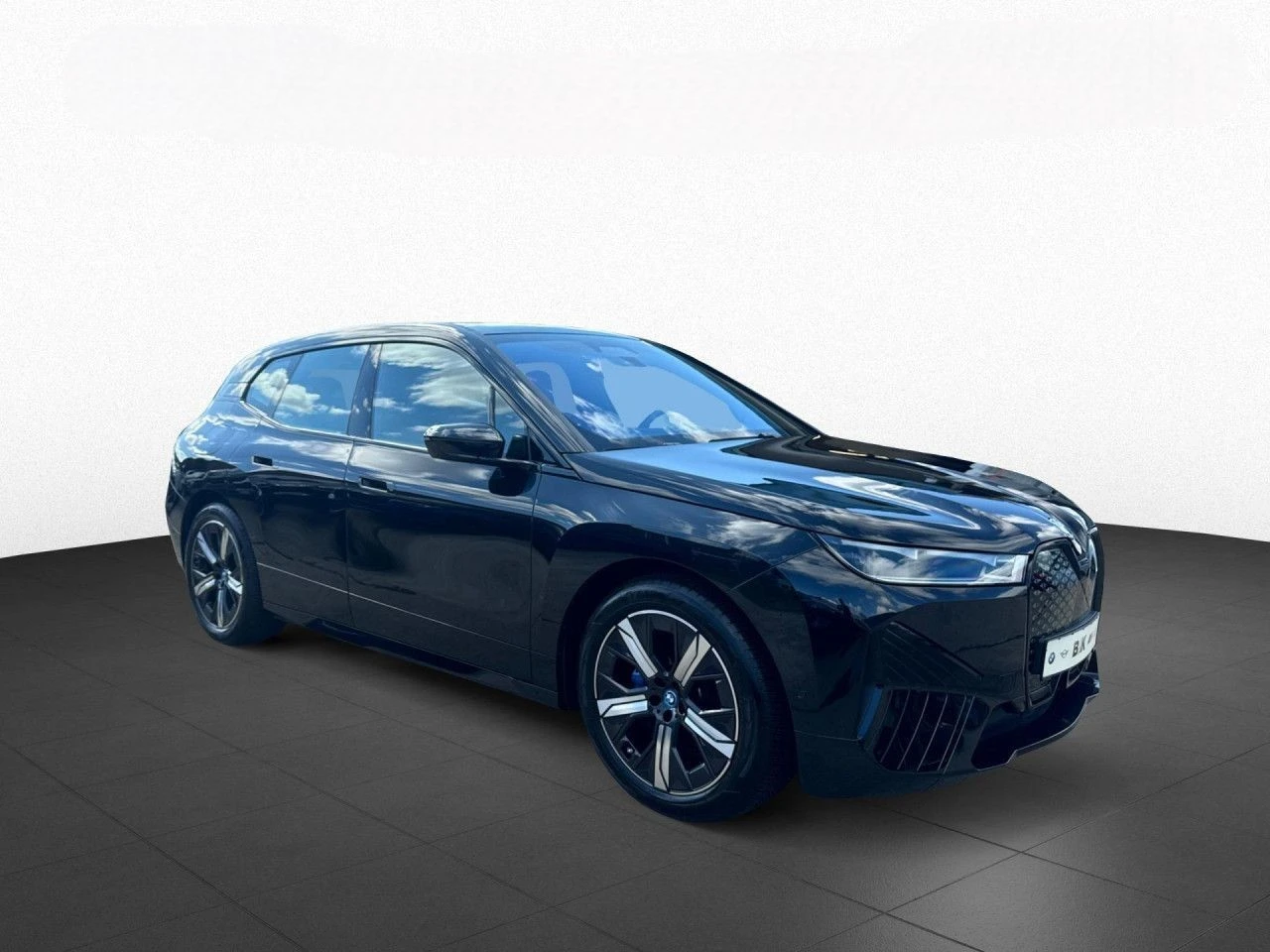 BMW iX xDrive40 Sky Lounge/360/Laser/Panorama + ГАРАНЦИЯ - изображение 2