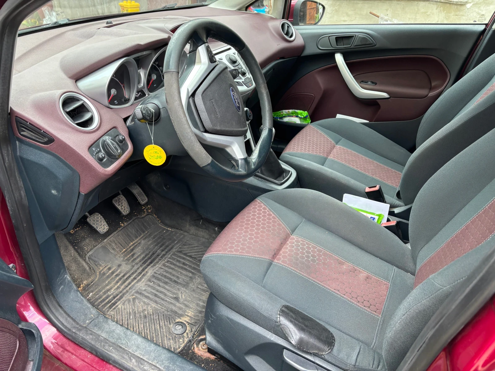 Ford Fiesta  - изображение 10
