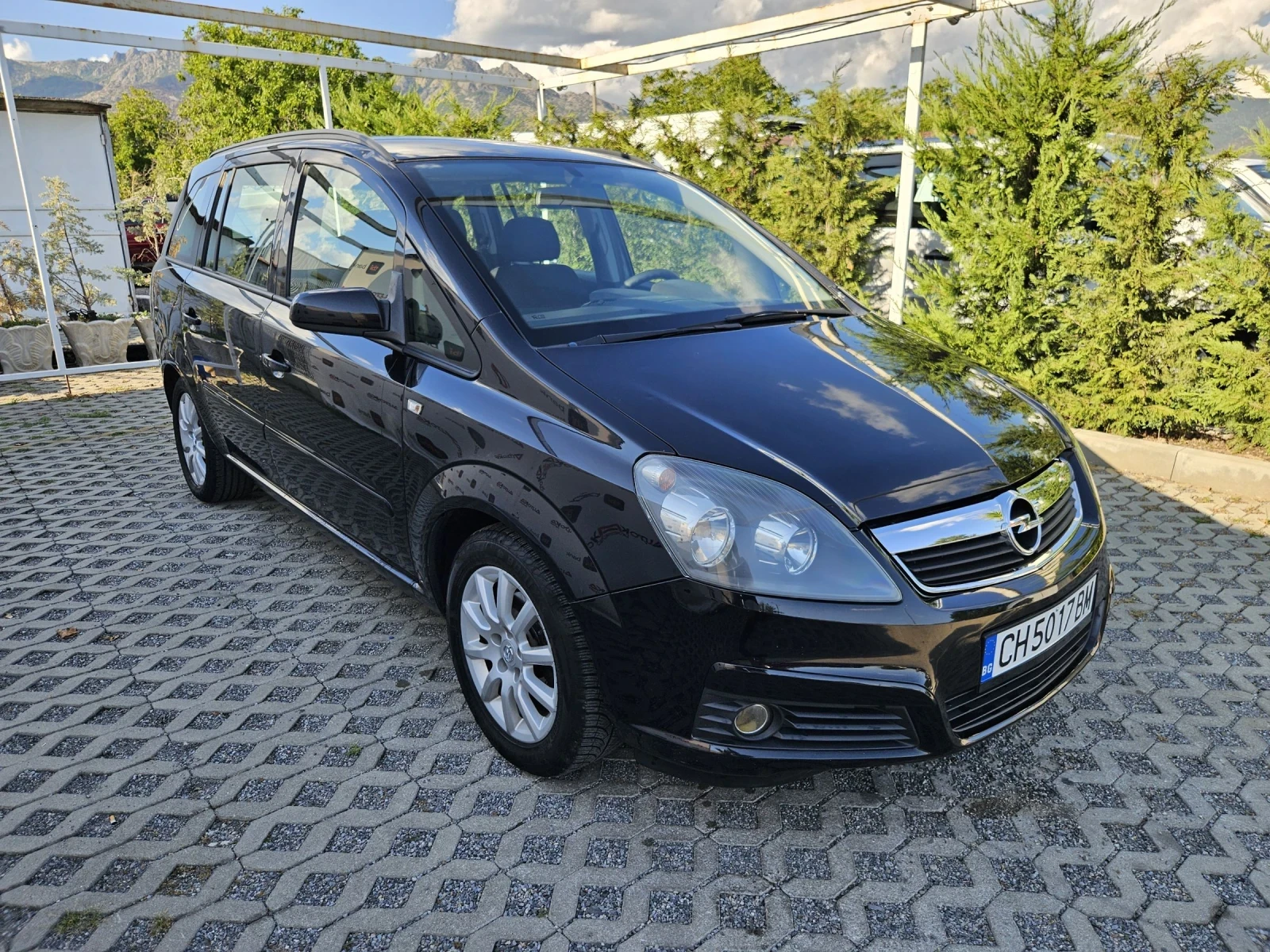 Opel Zafira 1.8i-140кс= 7МЕСТА= НАВИ= КЛИМАТИК= ТЕГЛИЧ - изображение 2