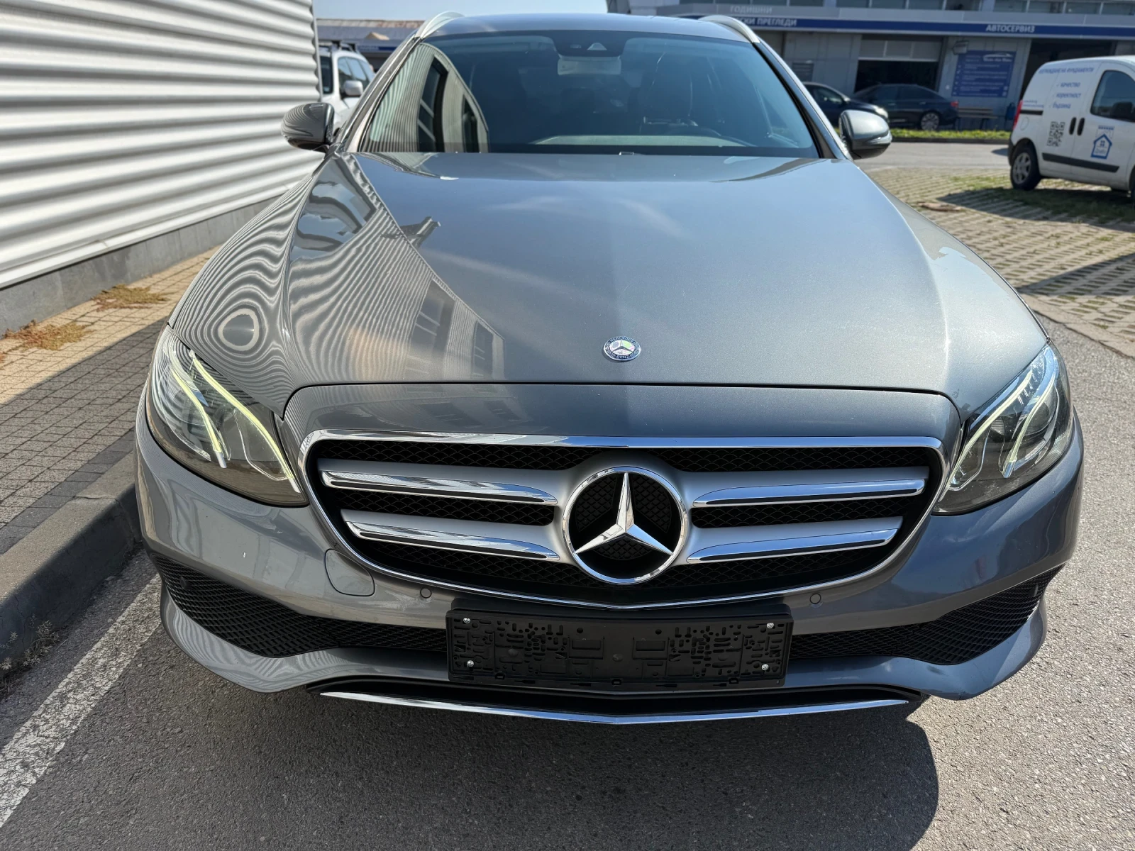 Mercedes-Benz E 220 AMG Optic+ 9Gtronic+ BlueTec+ Full Led+ Navi+ Подг | Mobile.bg — изображение 7