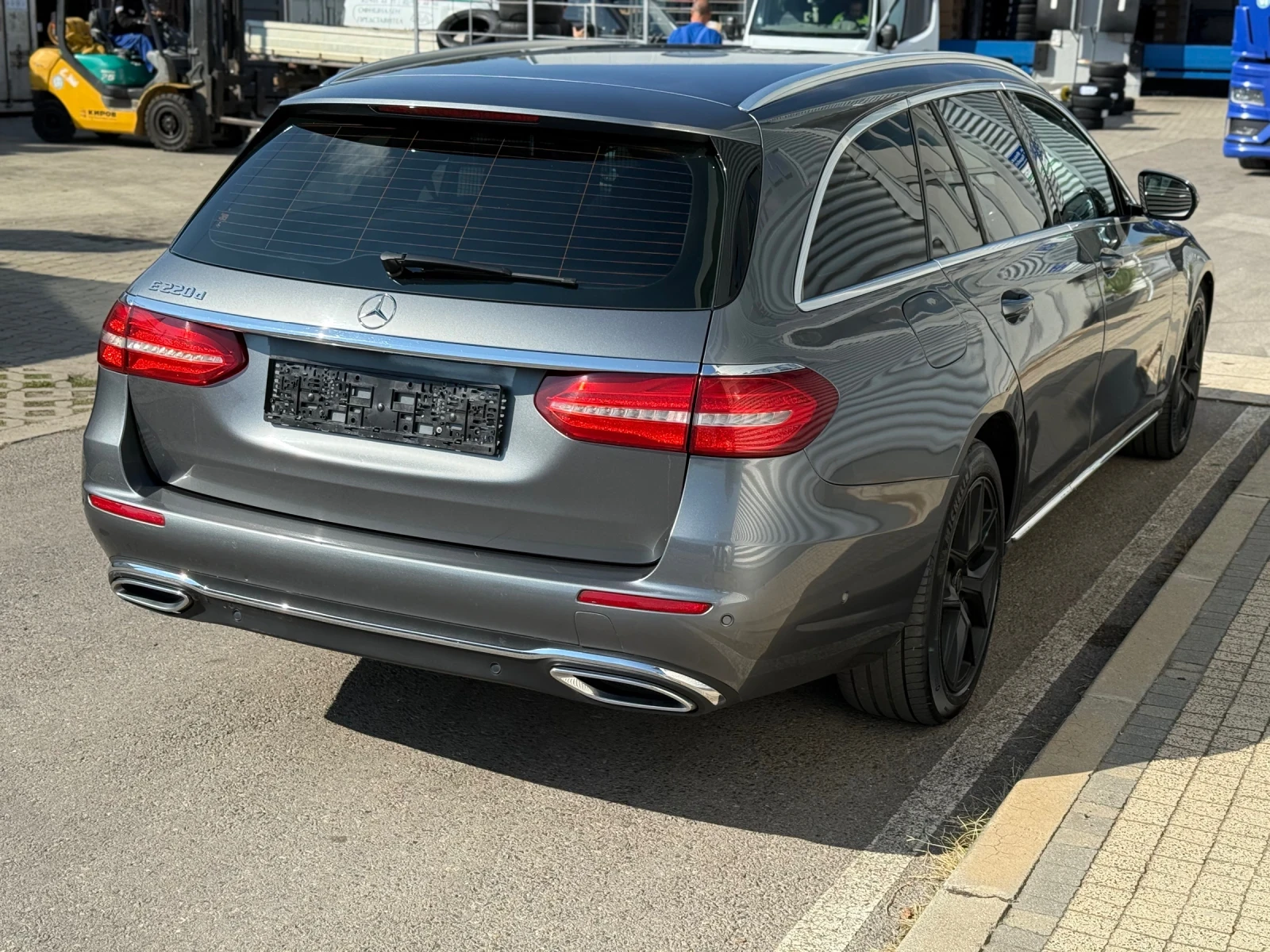 Mercedes-Benz E 220 AMG Optic+ 9Gtronic+ BlueTec+ Full Led+ Navi+ Подг | Mobile.bg — изображение 5
