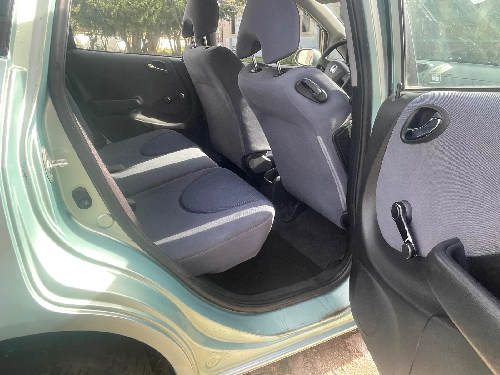 Honda Jazz 1.2 70  | Mobile.bg   12