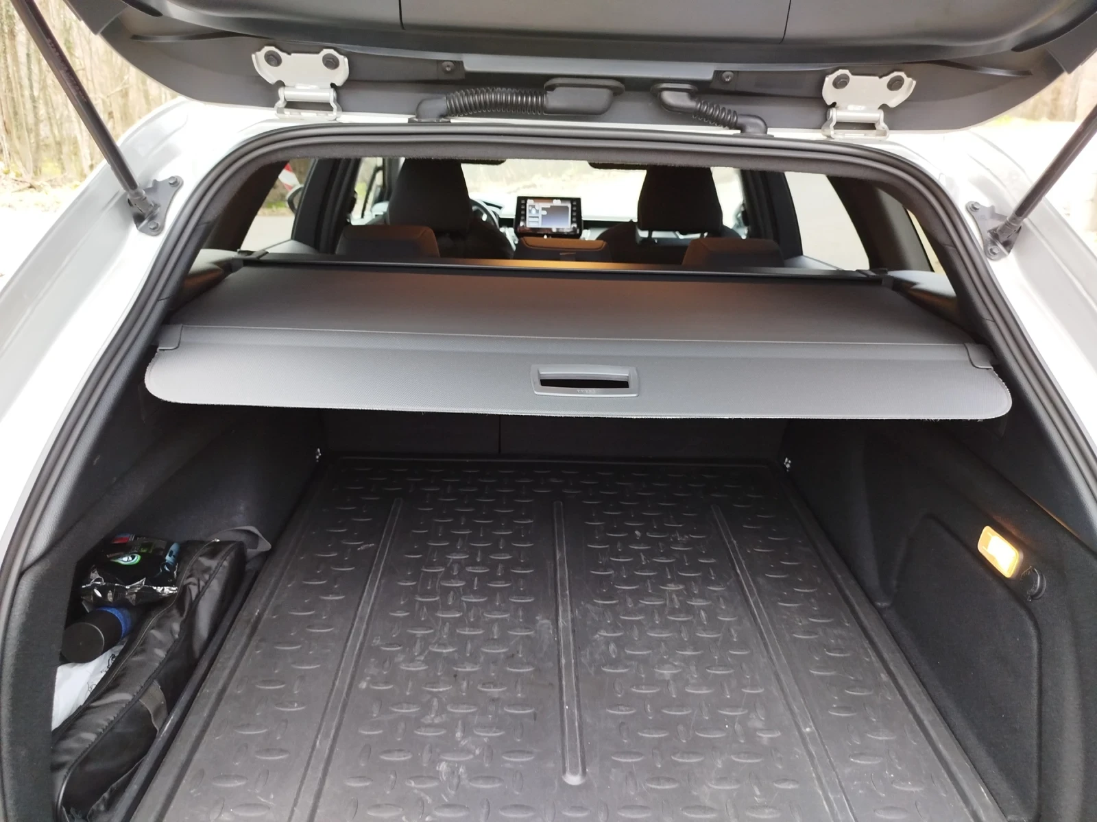 Toyota Corolla 2.0 HYBRID  | Mobile.bg   13