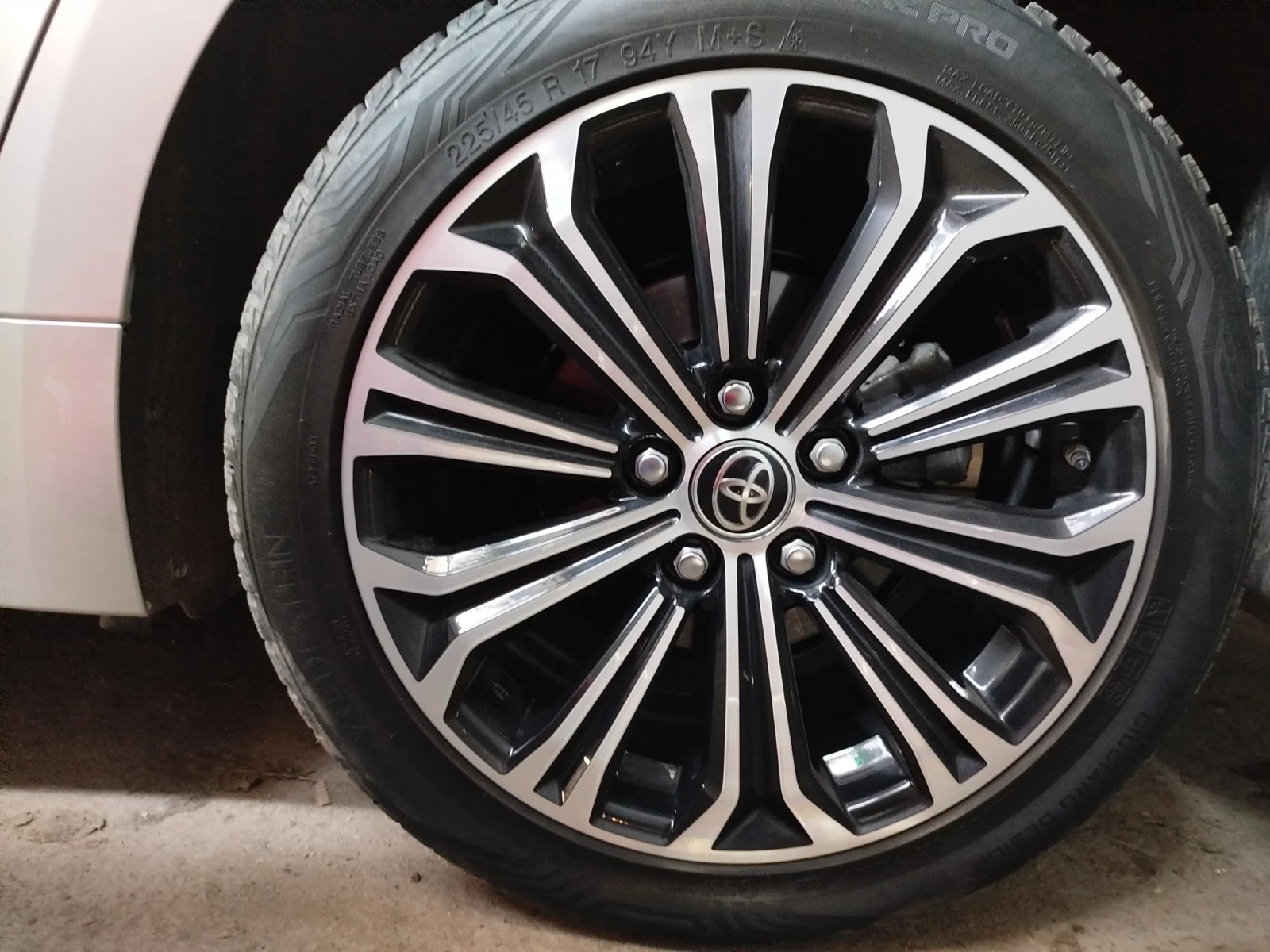 Toyota Corolla 2.0 HYBRID  | Mobile.bg   15