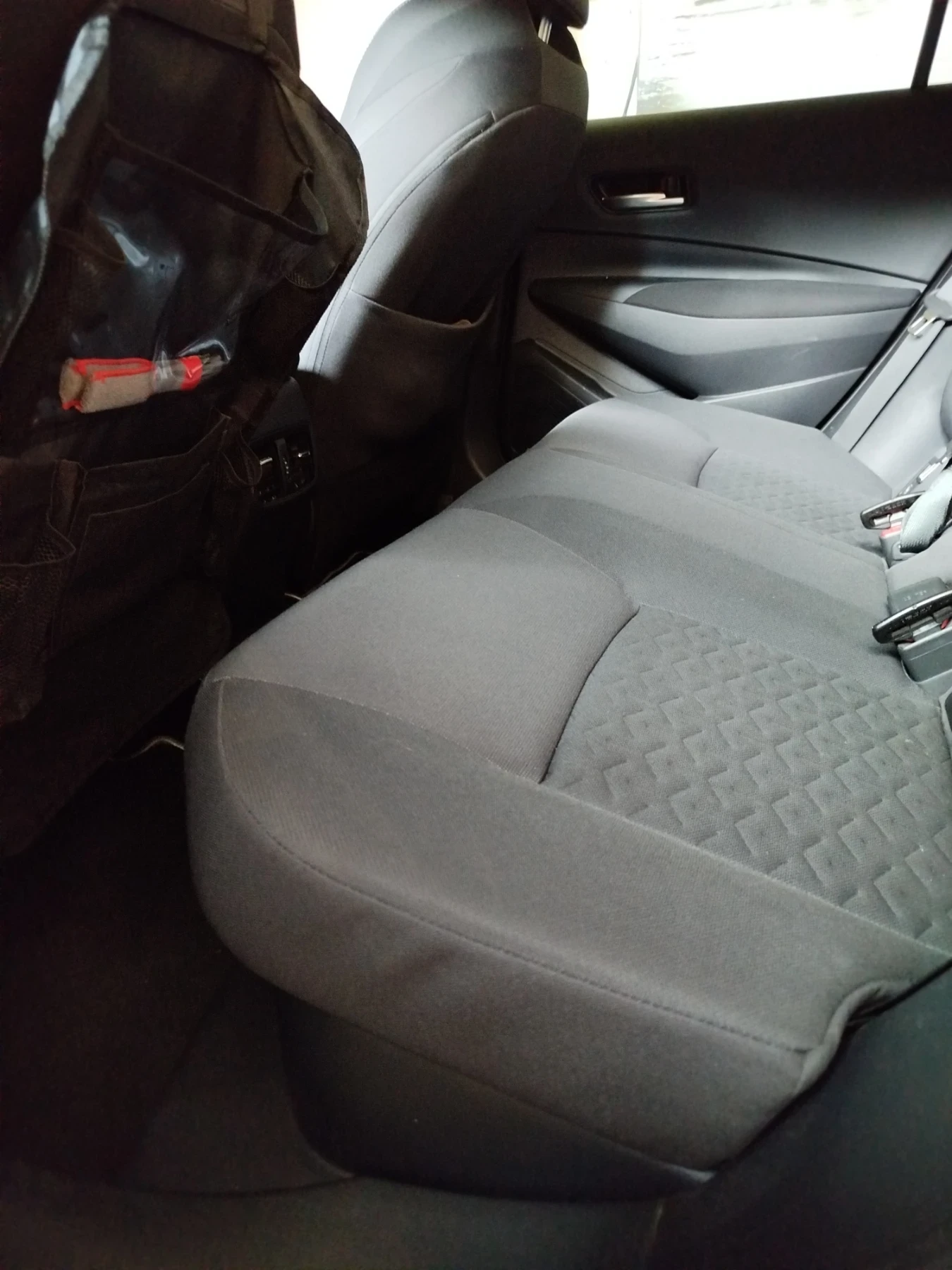 Toyota Corolla 2.0 HYBRID  - изображение 6