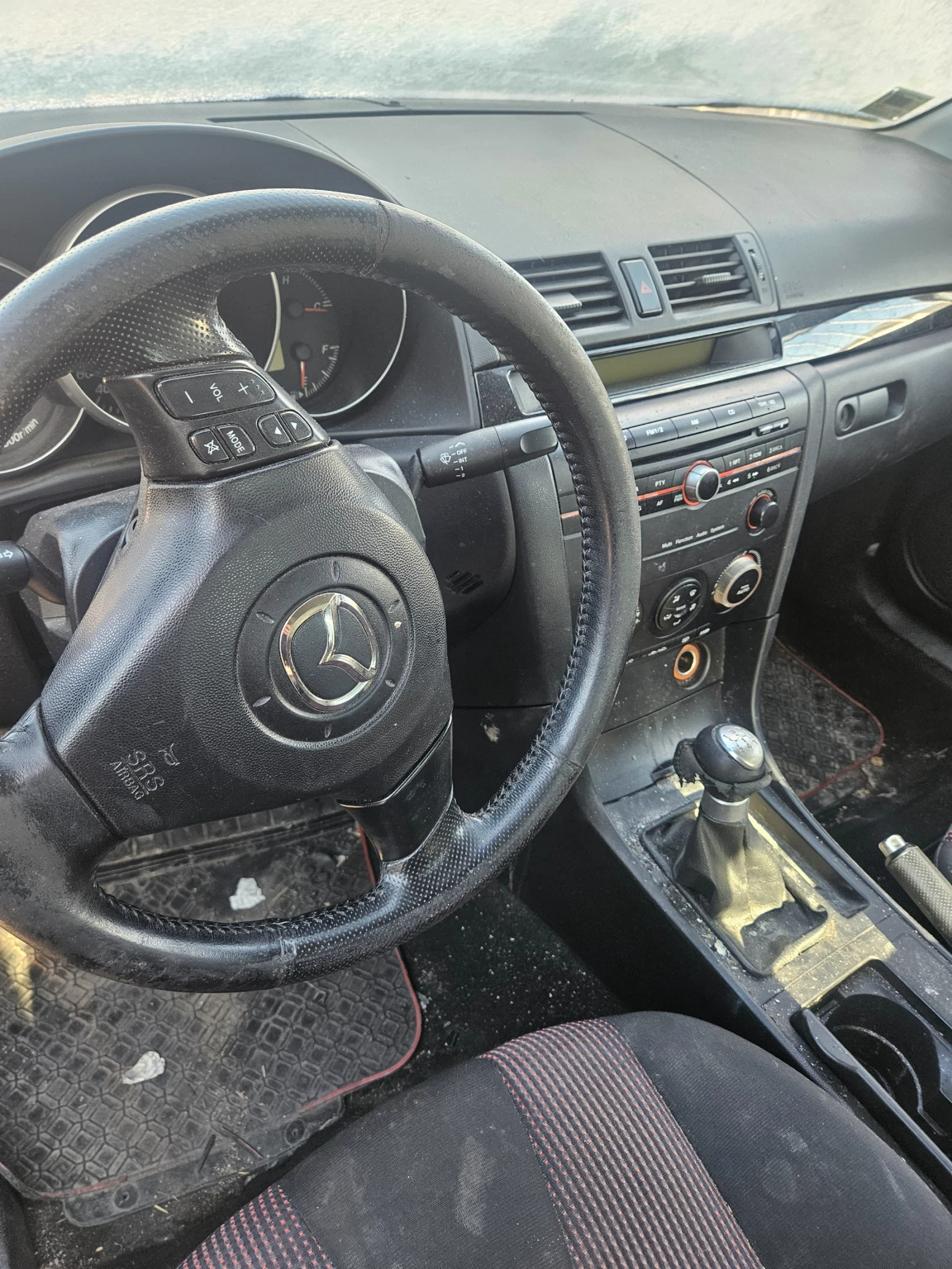 Mazda 3 1.6i - изображение 3