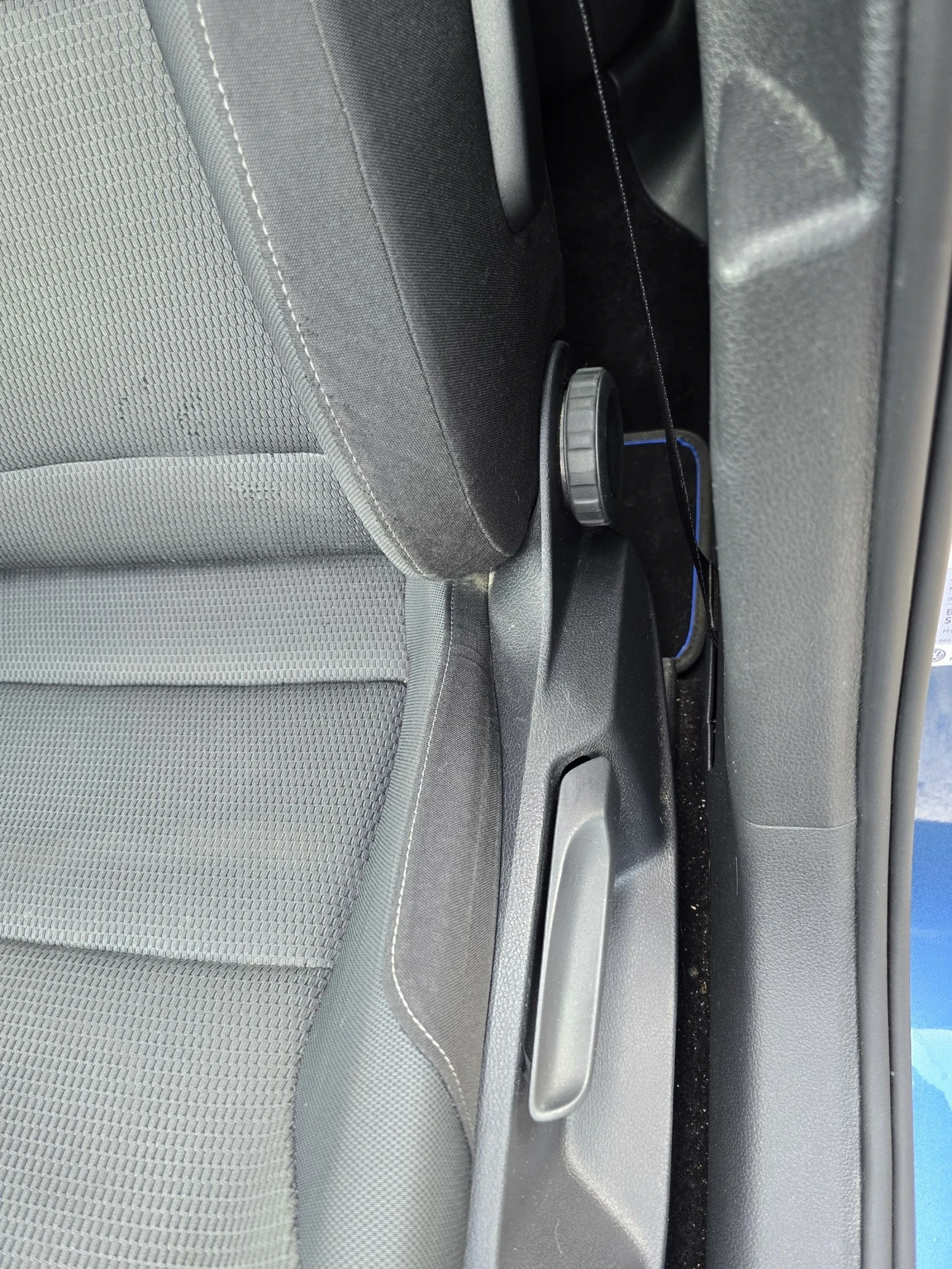 VW Golf 1.6 TDI 90KC.H-LINE , снимка 14 - Автомобили и джипове - 53461868