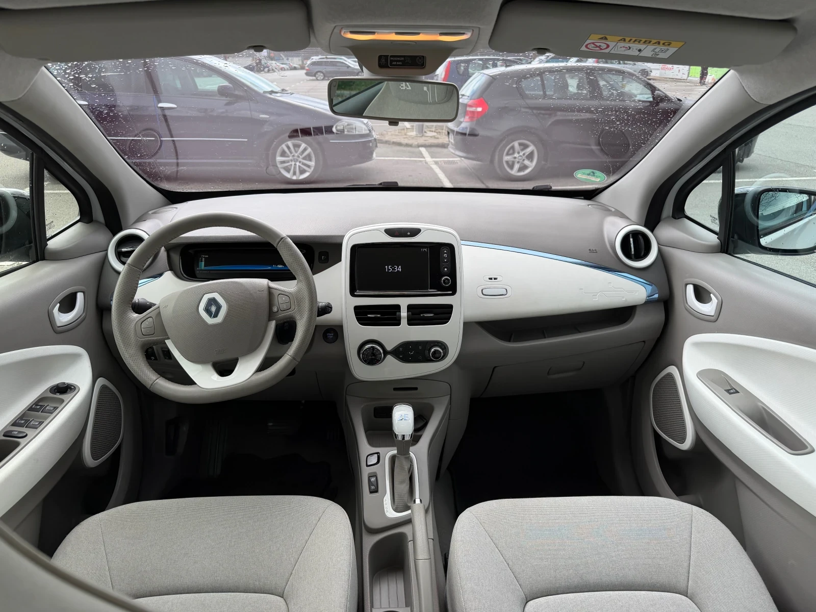 Renault Zoe 22kw* Нов внос* Парктроник, снимка 7 - Автомобили и джипове - 54042661