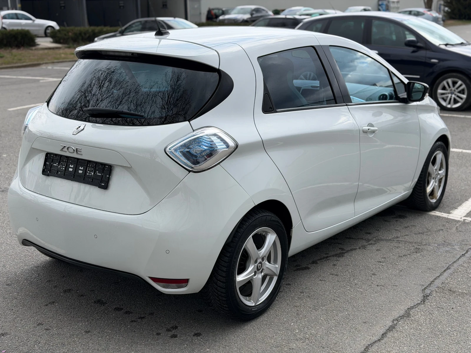 Renault Zoe 22kw* Нов внос* Парктроник, снимка 3 - Автомобили и джипове - 54042661