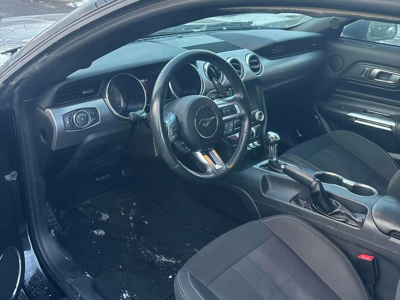 Ford Mustang * GT * CARFAX * ЦЕНА ДО БГ, снимка 14 - Автомобили и джипове - 54042669