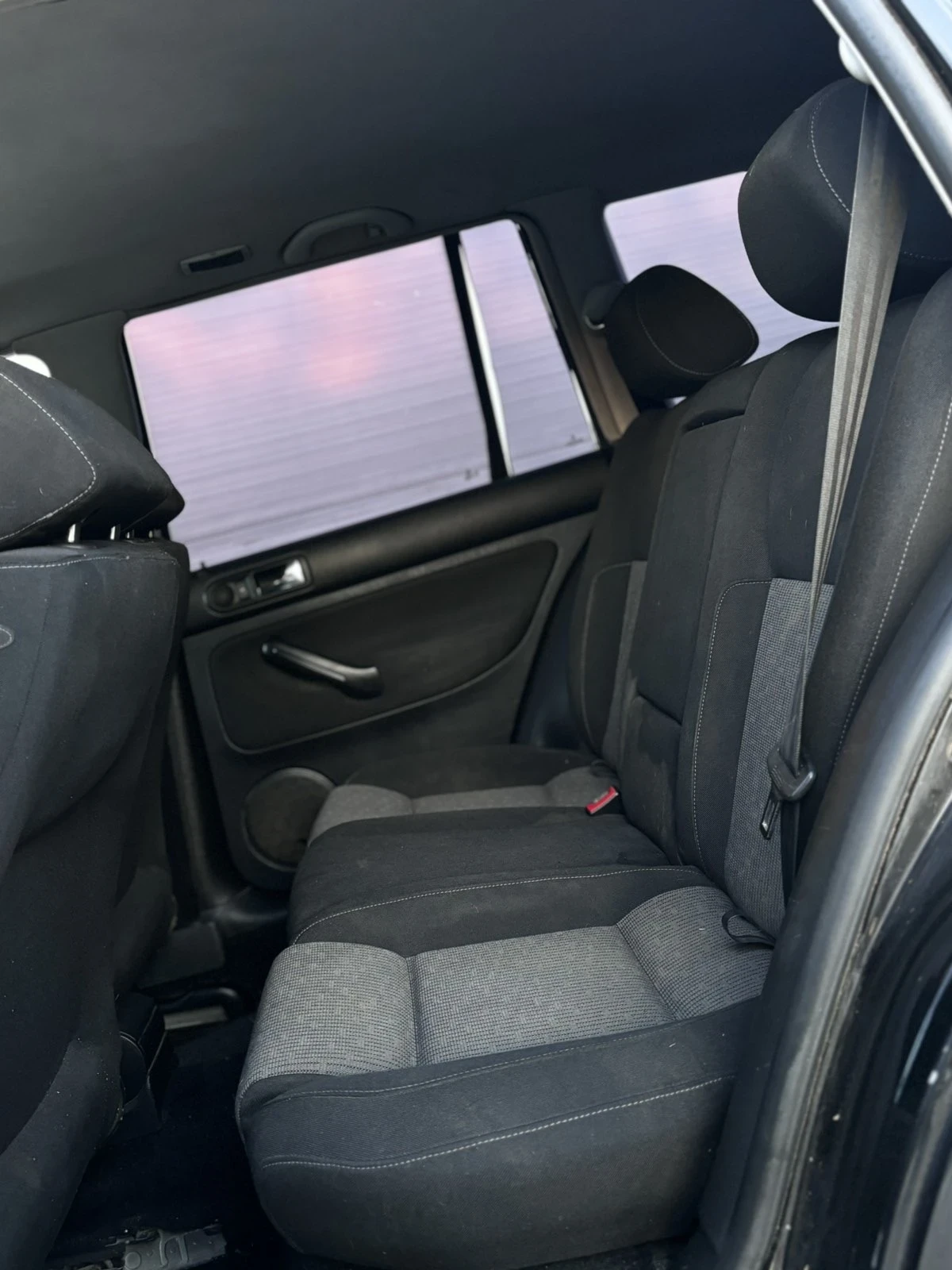 VW Golf 1.9* TDI* 4x4* , снимка 11 - Автомобили и джипове - 54430301