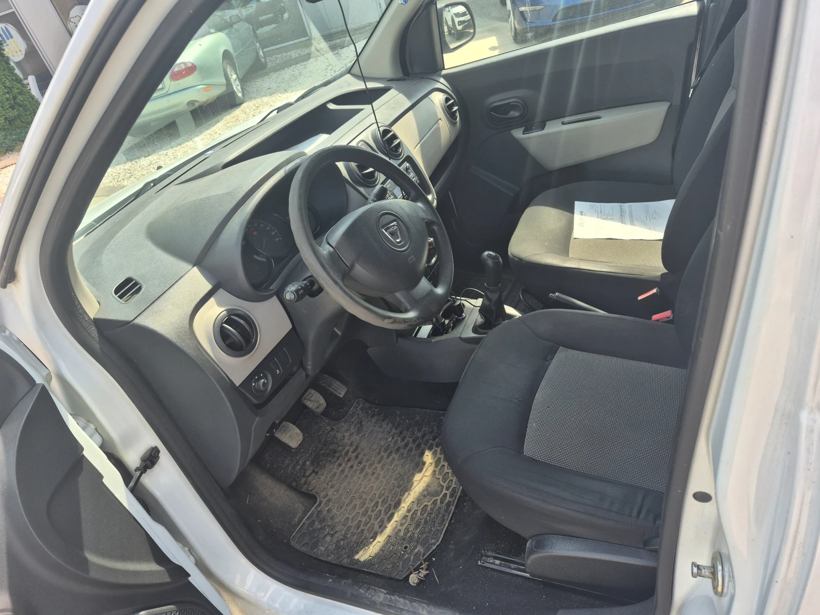 Dacia Dokker 1.2, снимка 7 - Автомобили и джипове - 54621310