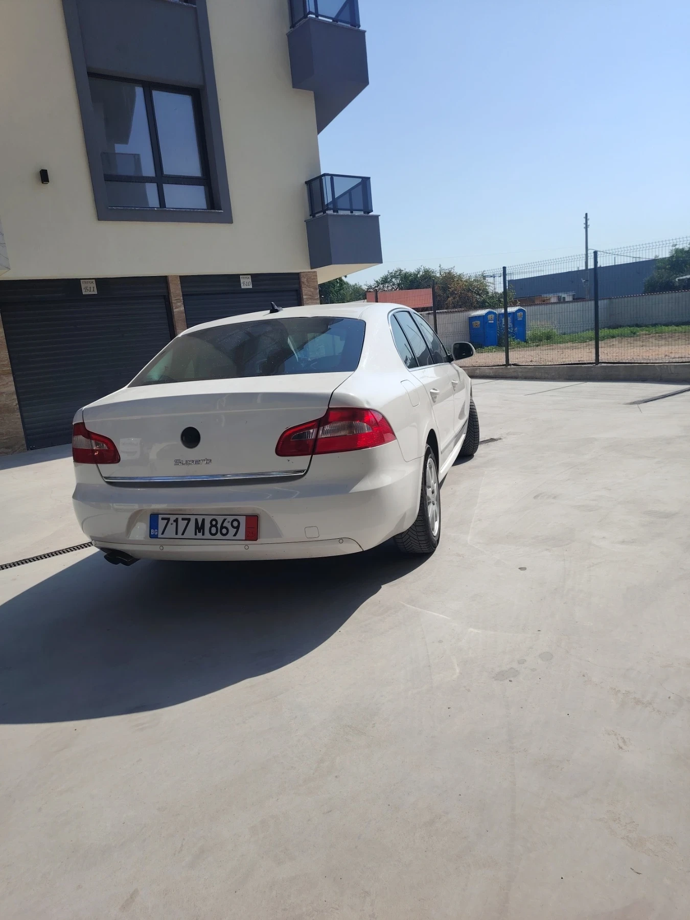 Skoda Superb 1.8 , снимка 4 - Автомобили и джипове - 54732904