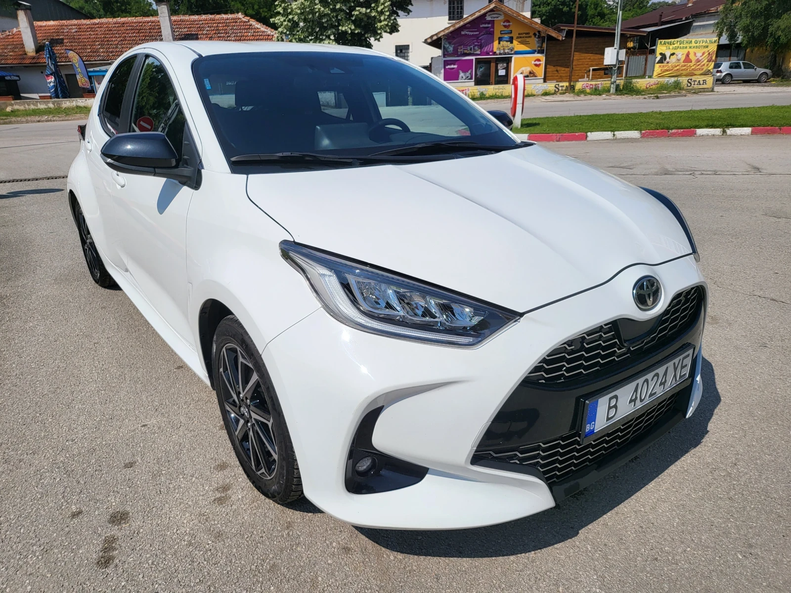 Toyota Yaris GR* ТОП* Hybrid* 1.5-125hp* нова LPG уредба, снимка 7 - Автомобили и джипове - 54804701