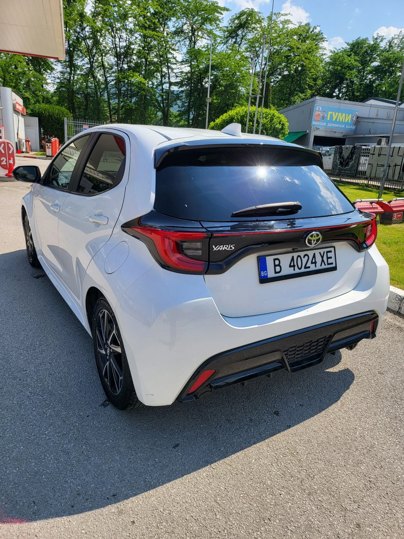 Toyota Yaris GR* ТОП* Hybrid* 1.5-125hp* нова LPG уредба, снимка 5 - Автомобили и джипове - 54804701