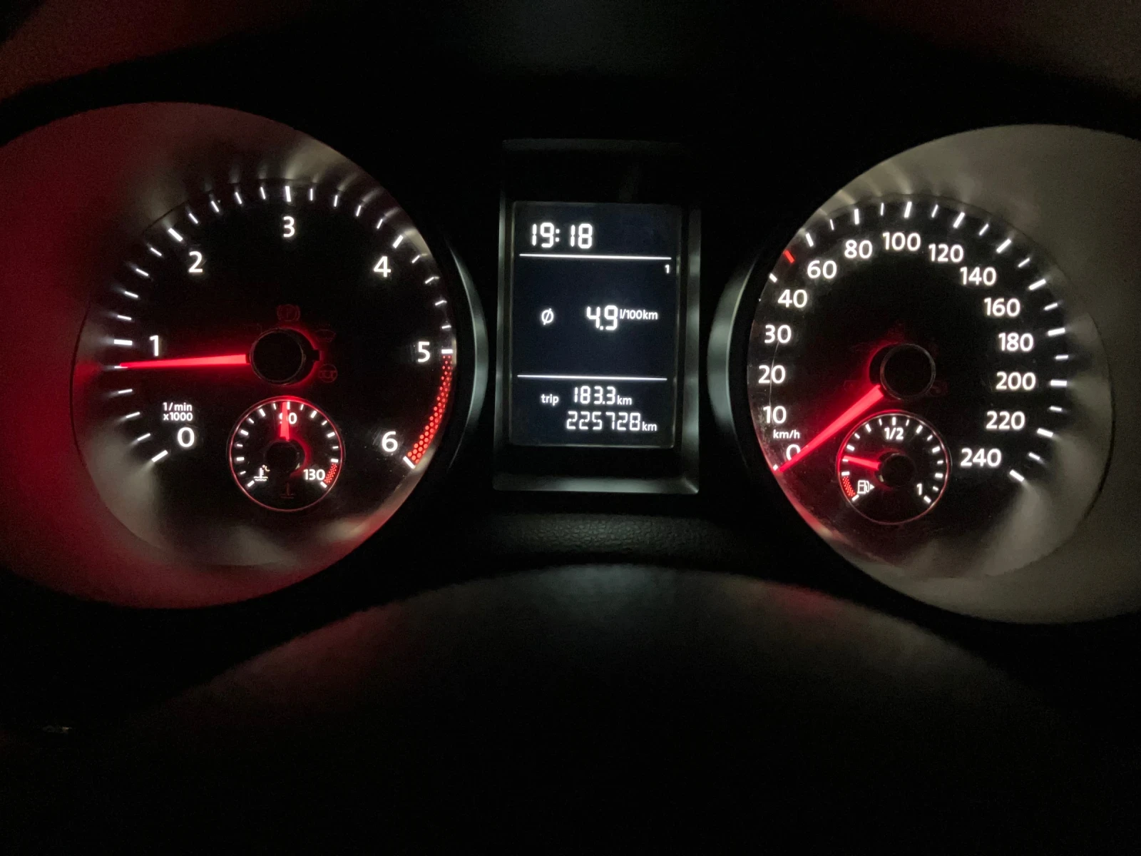 VW Golf Голф 6 1.6 ТДИ Италия, снимка 11 - Автомобили и джипове - 55137481